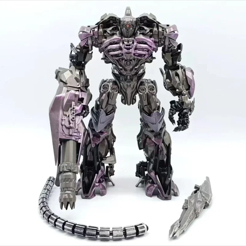 【24-hour Delivery】 BAIWEI Transformation Toy TW-1028 TW-1028B Shockwave Tank Movable Robot Alloy Version Gift Collection