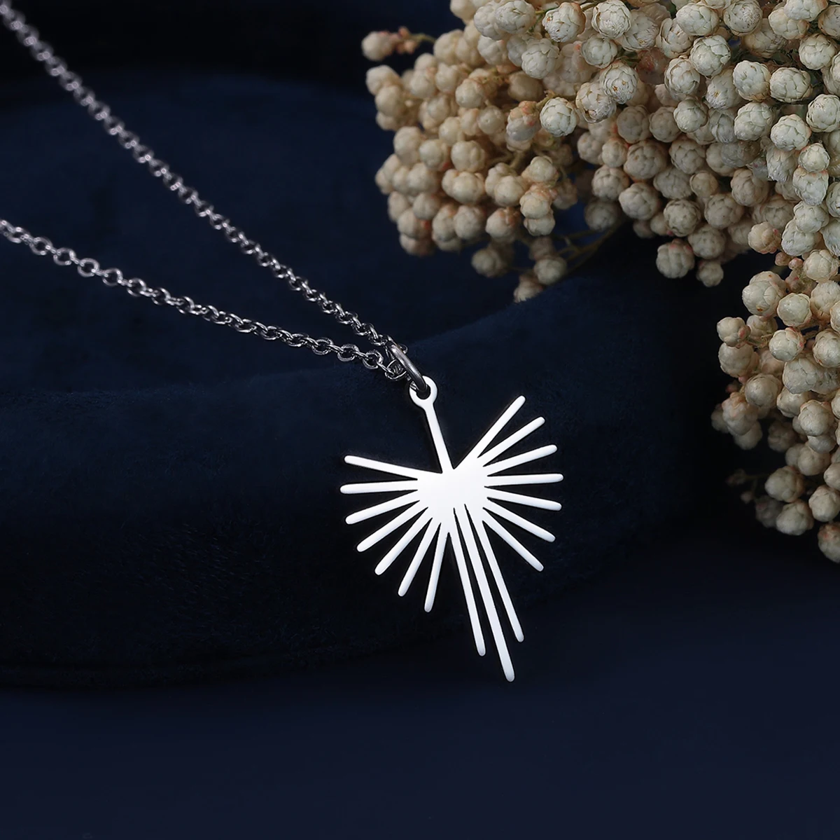 Kinitial handgefertigte Sonnen-Anhänger-Halskette für Damen, Edelstahl-Schmuck, geometrische Halskette