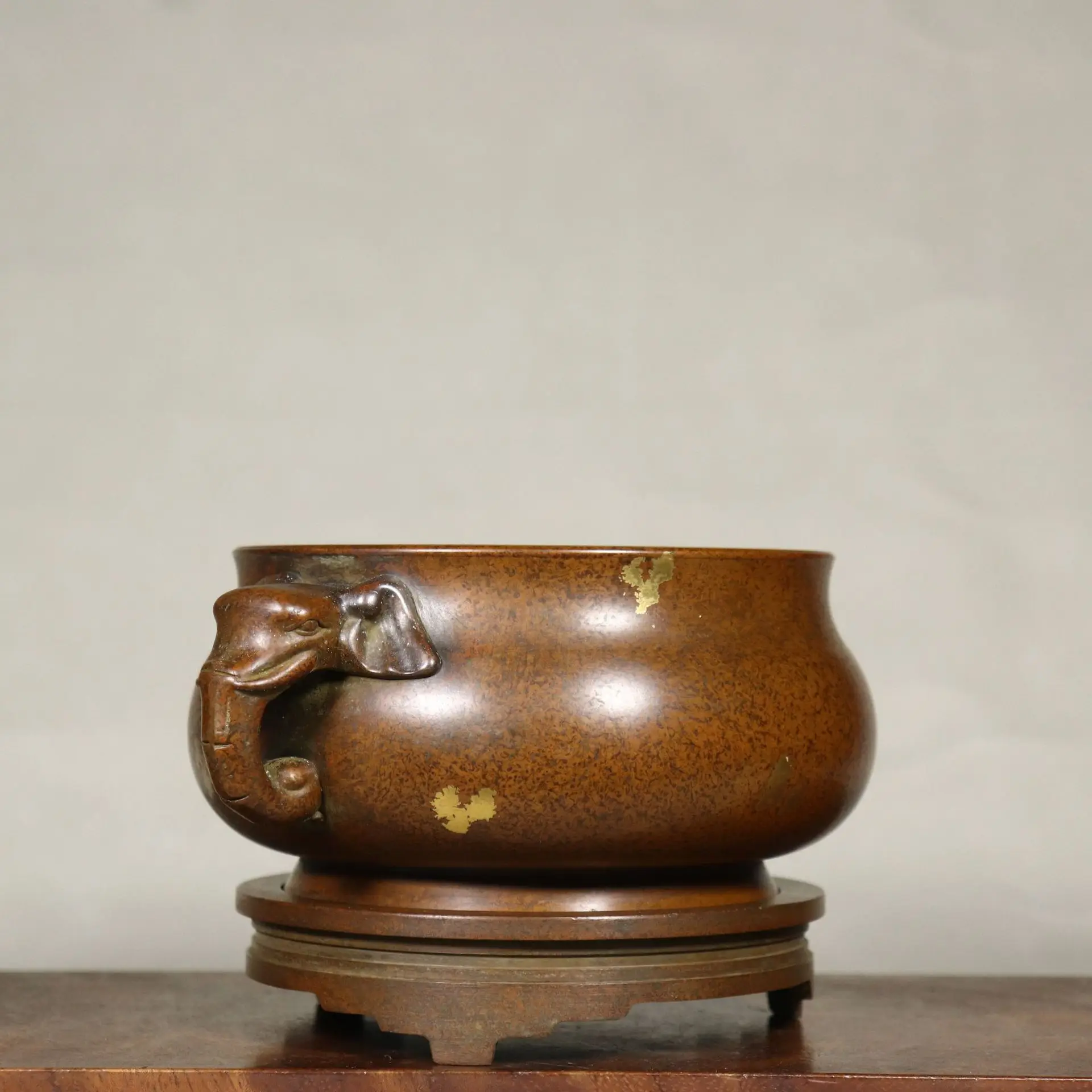 Pure Copper Elephant Ear Gilded Incense Burner Double Ear Antique Censer Home Indoor Buddha Hall Worship Aromatherapy Stove