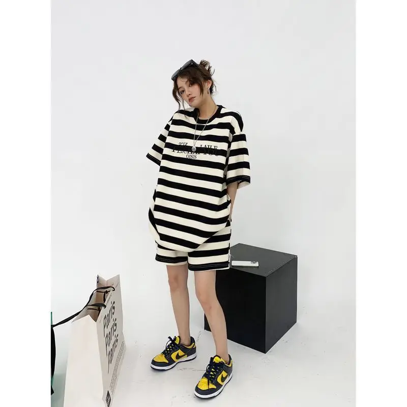 

Summer Casual Sportswear Set Women's Loose Striped Short Sleeve Shorts Running Suit Two-Piece Set Comfortable Breathable Clot...
