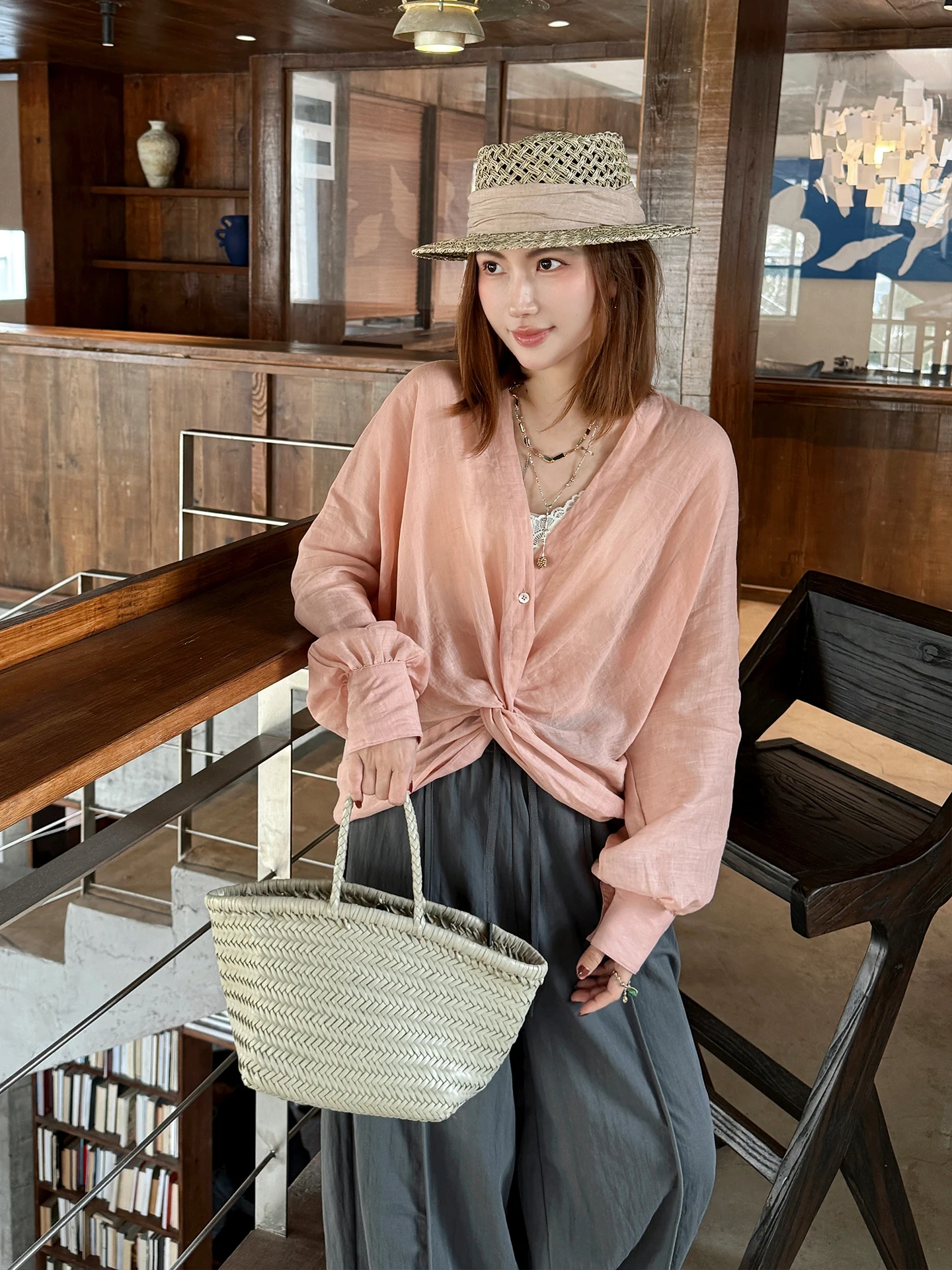 

Loose Long Sleeve V-Neck Shirt Women's Summer Spring Design Sensation Small Audience Button Necktie Cotton Linen Shirt