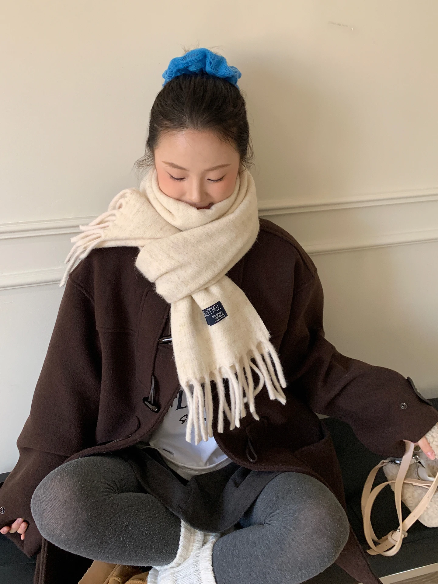 Lenço xadrez clássico para homens e mulheres versátil com um senso de atmosfera dupla face xadrez borla xale quente para o