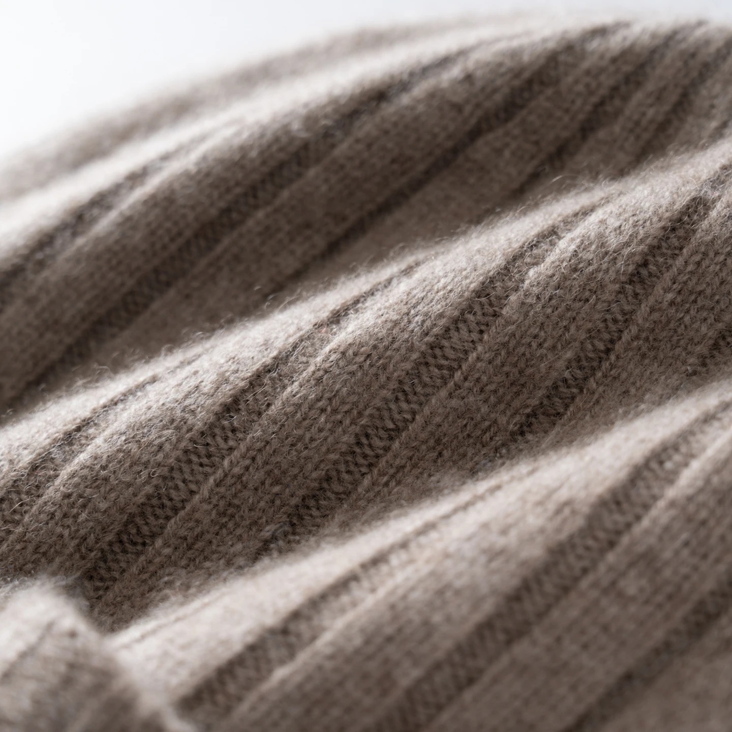 100 % hochwertige Kaschmirmütze für Damen/Herren, zweilagig, verdickt, warme Wintermütze, Outdoor-Skimütze, nahtlos gestrickte Beanie-Mütze für Unisex – Detail 19