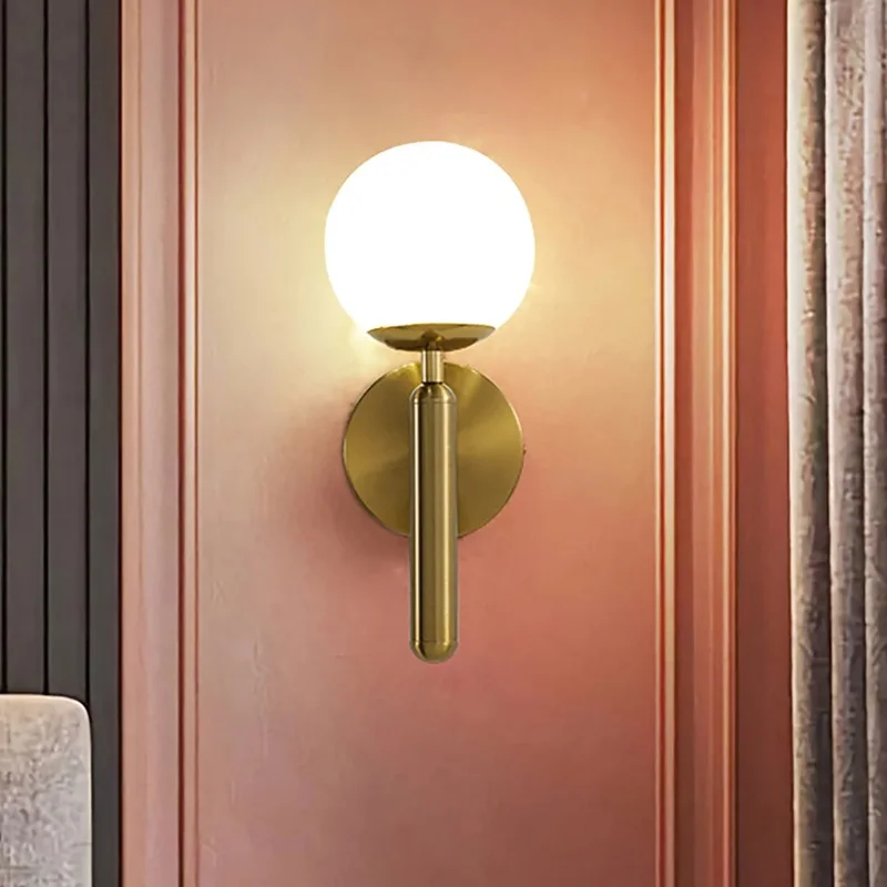 

Скандинавские современные настенные светильники Спальня рядом со стеклянным шаром Светодиодный настенный светильник Wandlamp Зеркало для ванной комнаты Лестничные светильники Светильники для прохода