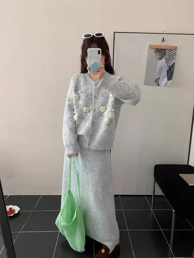 

ZHISILAO New 2 Pics Embroidery Floral Knit Sets Women Pullover Sweater And Straight Skirts Autumn Winter 2025 Tracksuit