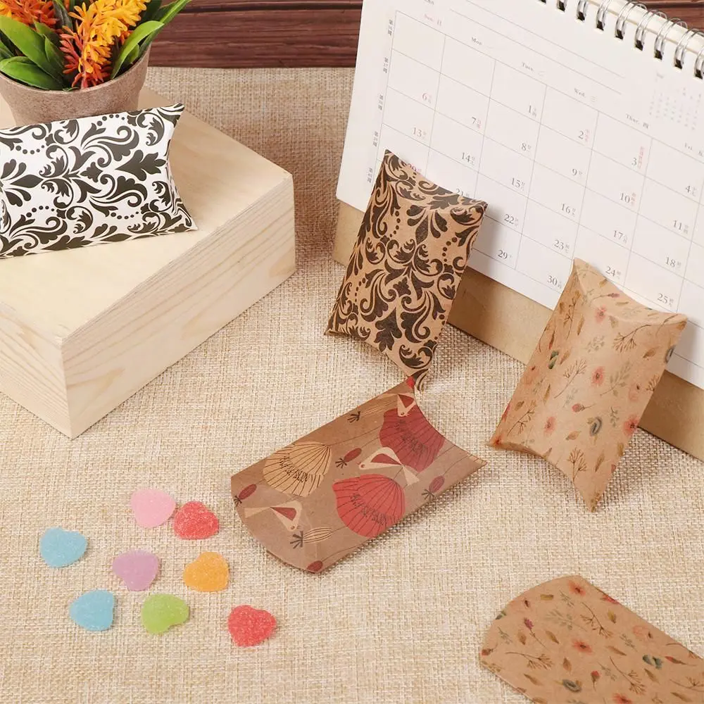 10pcs Mini Gift Box Paper Pillow Stock Packing Birthday Wedding Party Present Paper Box Leaf Tree Pattern Fashion Gift Box