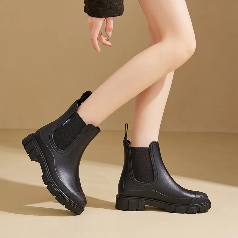 Women Mid-tube Thick Bottom Outdoor Water Shoes Women PVC Non-Slip Wear-Resistant Waterproof Spring Fashion Rain Boots 35-41