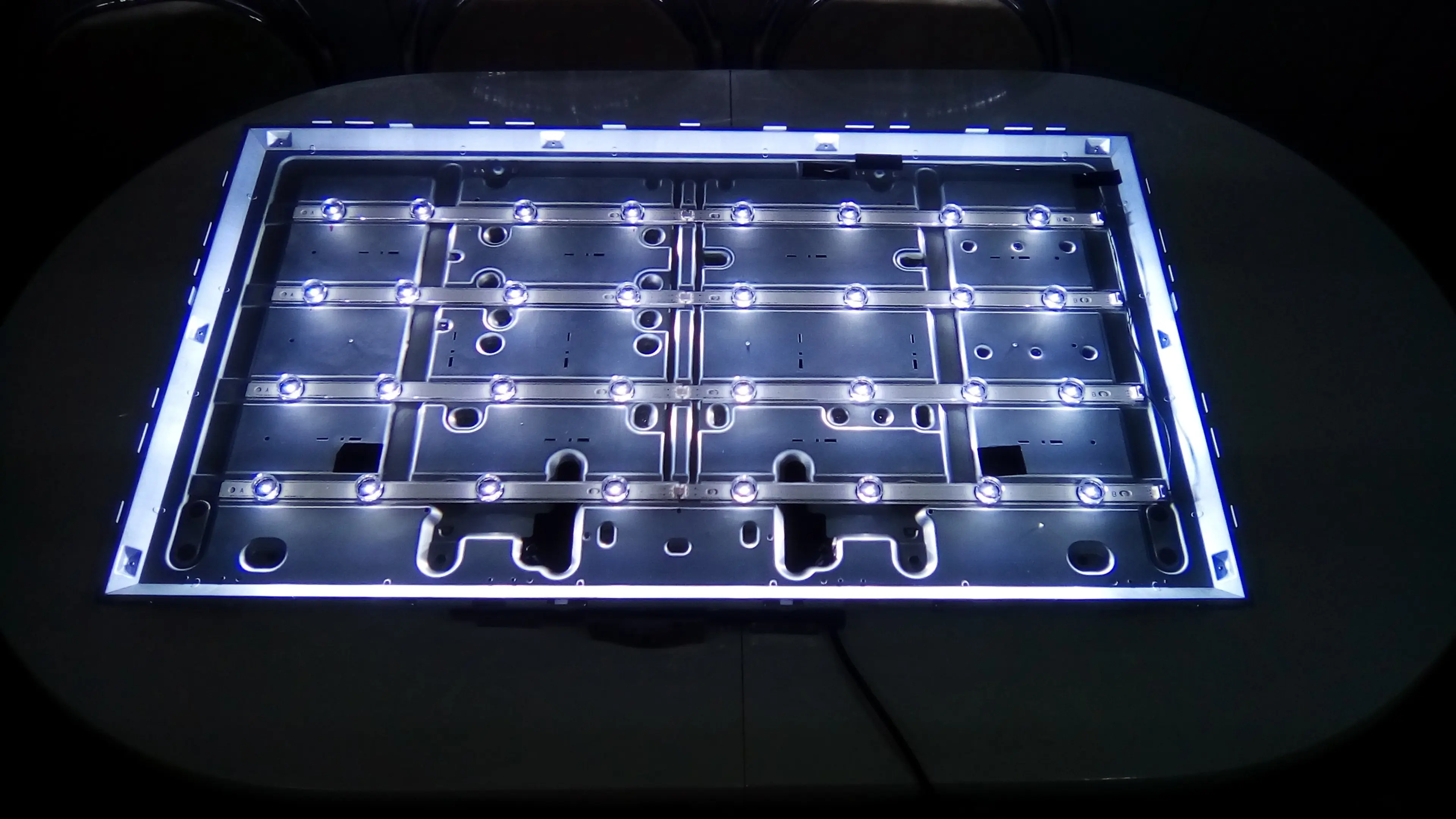 Fita LED 8LED para TV de 42 polegadas 42LY320C LC420DUE INNOTEK DRT 3.0 42LY540H 42LF652V 42LF653V 42LB5510 42lb5820 42LB552V-ZA 42LB552U-ZA