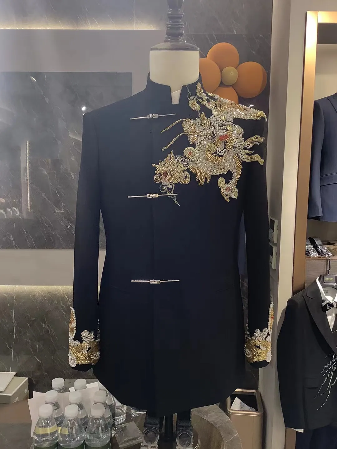 Custom Latest Design Formal Wedding Suit Men Black Chinese Embroidery high-grade Blazer Party perform Fashion model runway coat