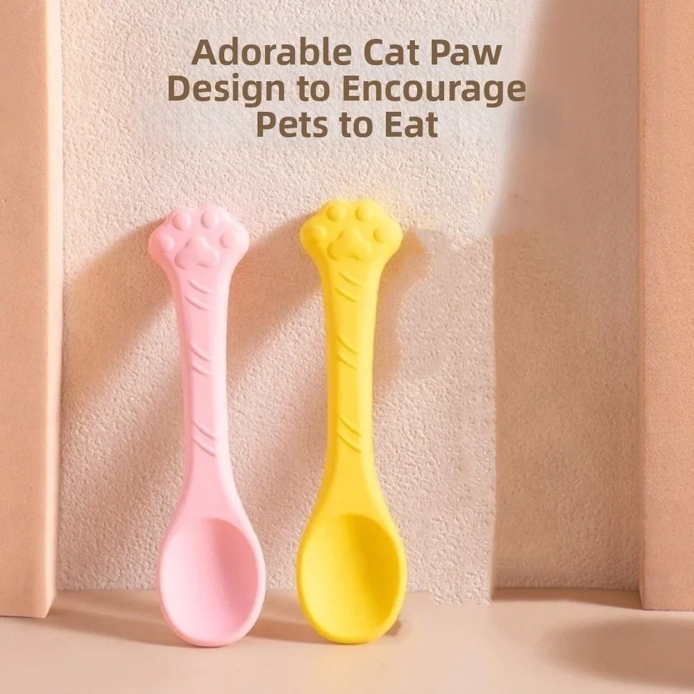 

3 Pieces Long Handle Pet Canned Spoon Silicone Candy Color Cat Feeding Scoop Cat Paw Design Bite Resistant Pet Tableware