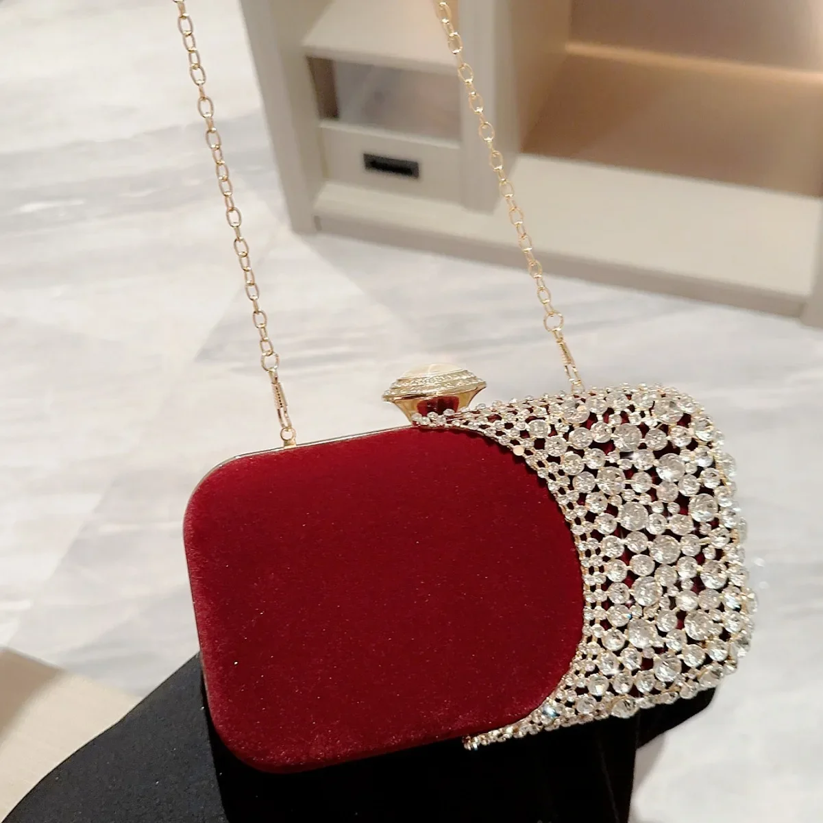 Black Red Velvet Small Clutches For Women Retro Fashion Fine Crystal Diamond Evening Bags Chain Shulder Bag Ladies Party Purses