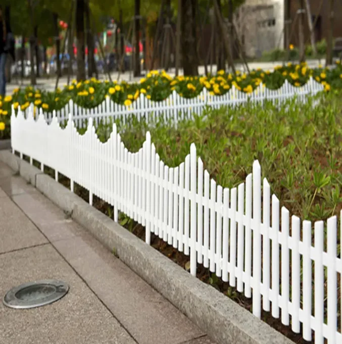 Customization Factory Direct Customizable Galvanized Steel Fence Outdoor Courtyard Park Mall Application Isolation Balustrades