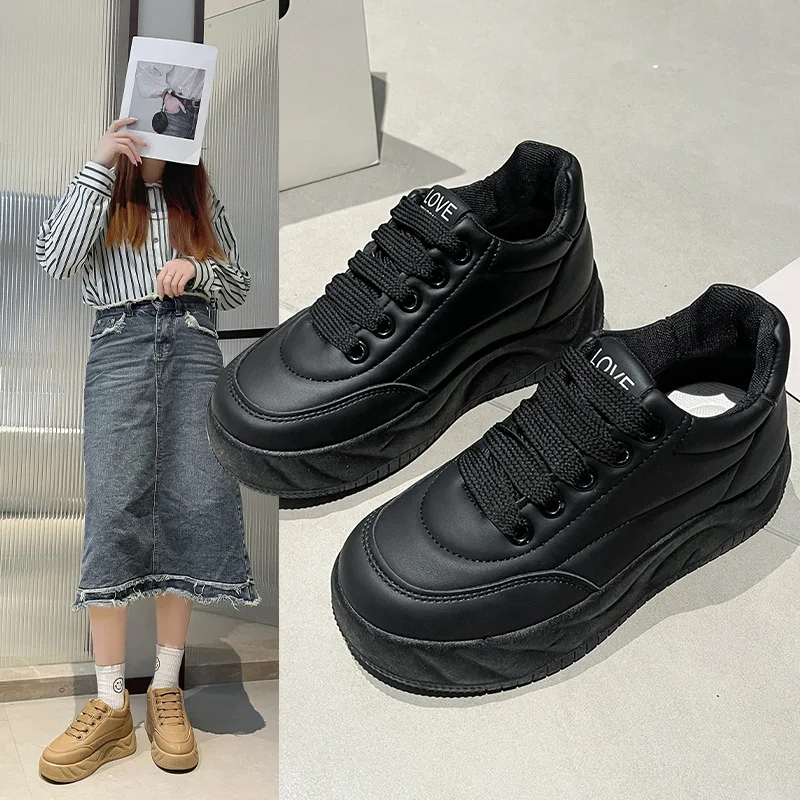 

Новые модные черные туфли, весенняя повседневная спортивная обувь на мягкой подошве, черные противоскользящие туфли, новая удобная женская обувь