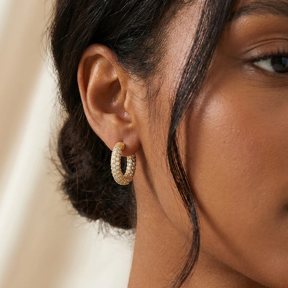 Round Hoop Earrings for Women Shining Cubic Zirconia Huggie Earring Stainless Steel Luxury Jewelry Fashion Trendy Gift Wholesale