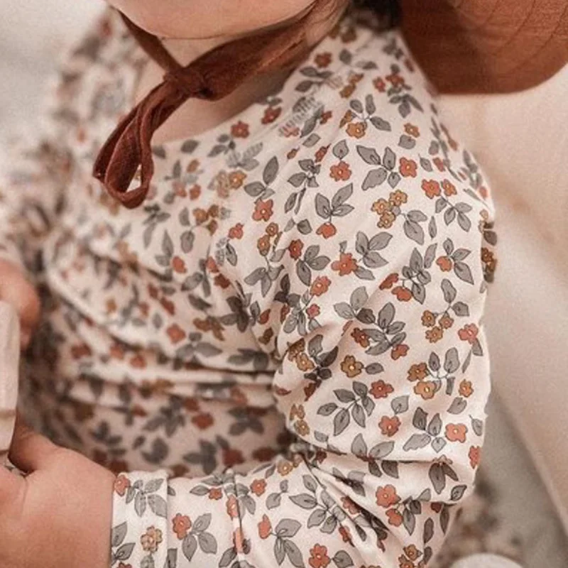 Traje de baño de manga larga para niñas, bañador Floral a rayas, traje de baño para niños de 1 a 12 años, ropa caliente informal