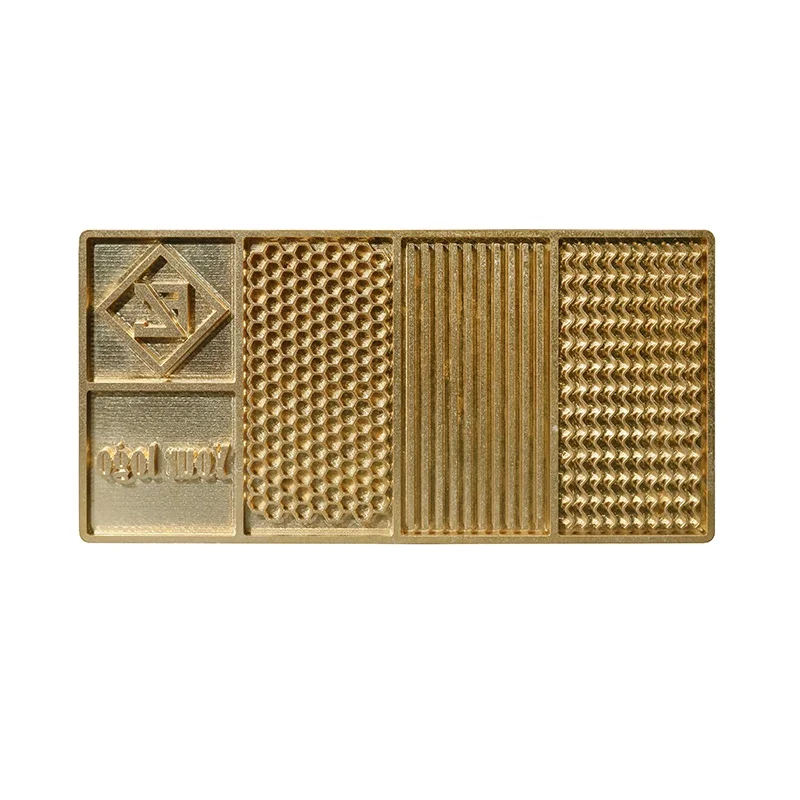 

Brass Ice Plate Suitable For Whiskey And Cocktails Ice Mold Cube Printed Board Can Be Customized With Patterns And Sizes