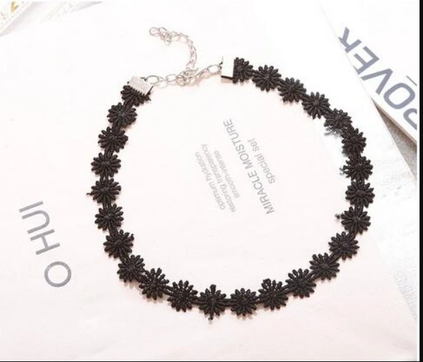 New Fashion Personality Black Imitation Pearl Pendant Necklace Short Necklace Female Jewelry Necklace Black Ribbon Lace Jewelry