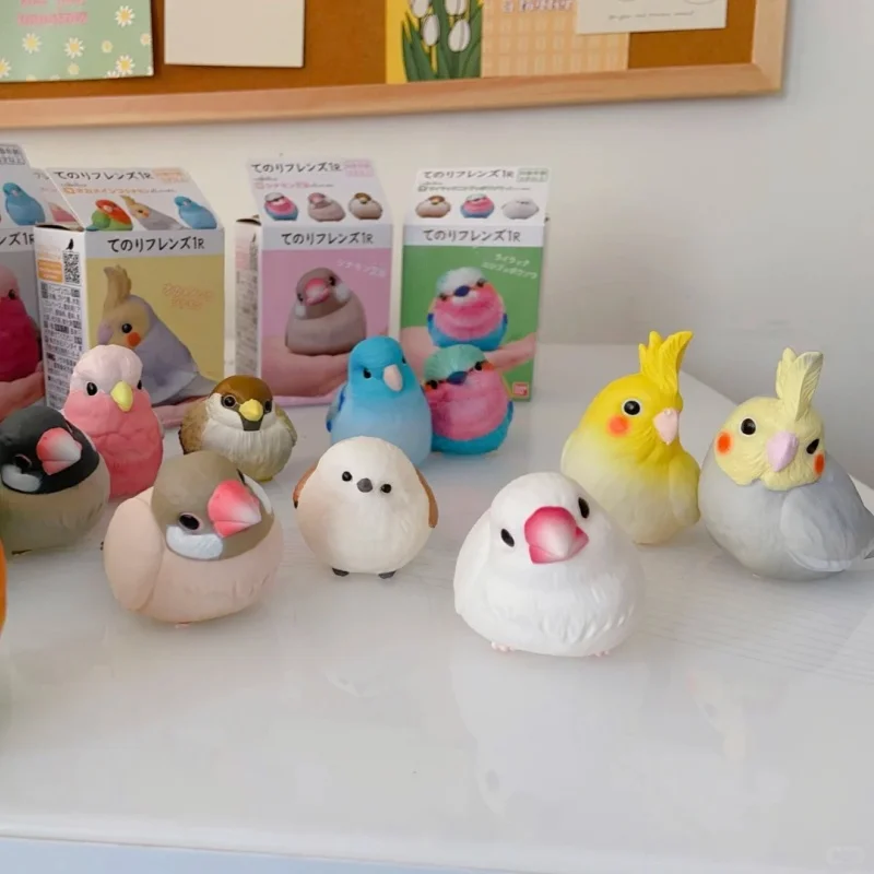 Genuine Bandai Palm Bird Cherry Wenbird Car Crown Cinnamon Parrot Eight Color Snowy Owl Action Figures Box Egg Gift Toy