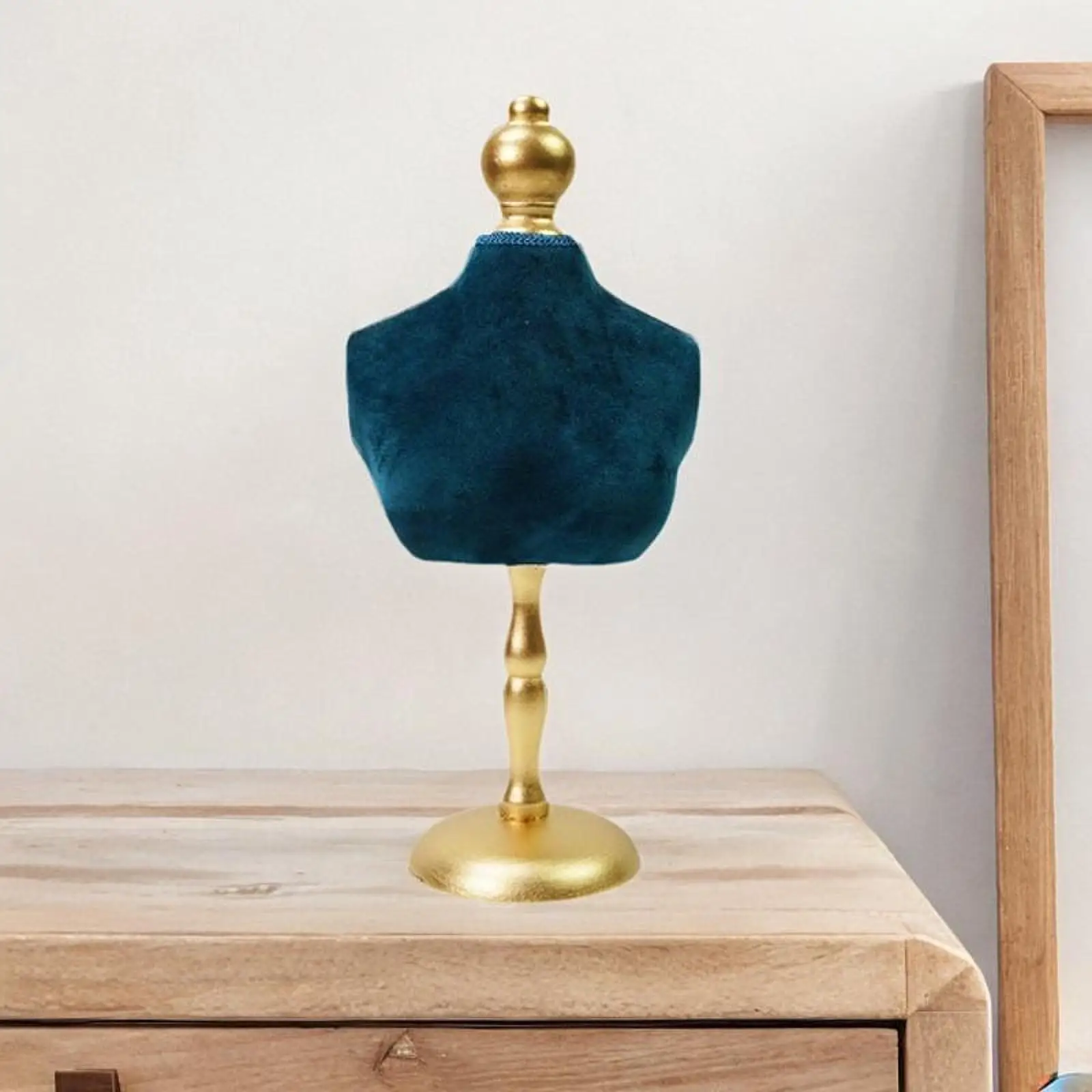 

Bust Necklace Display Stand Decoration for Selling Retail Store Dresser