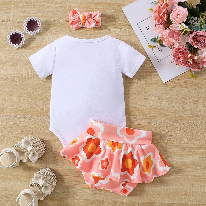 

Baby Girls Shorts Outfits Letter Print Short Sleeve Romper with Floral Skirt Shorts and Heaband 3 Pcs Summer Set