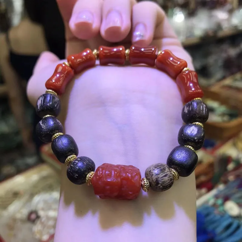 

Hainan Wormhole Red Agate Knot Bracelet National Style Cultural Green Tara Ornament