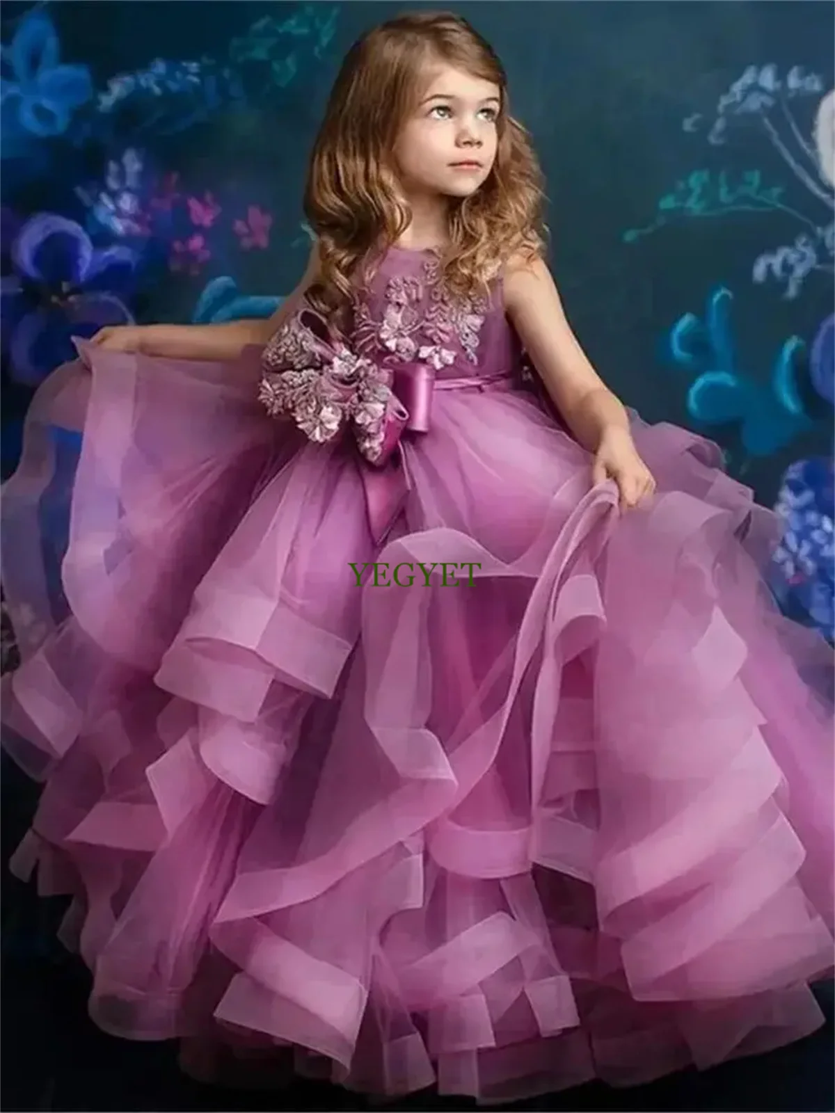 

Lavender 2024 Flower Girl Dresses For Wedding Appliqued Beaded Ball Gown Pageant Gowns With Bow First Communion Dress