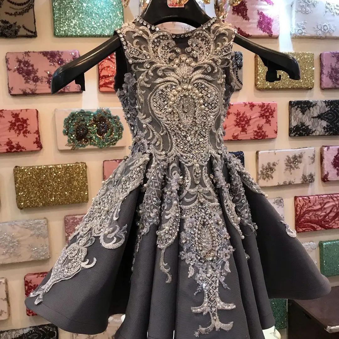 

FATAPAESE Glimmering CRYSTAL DIAMOND Flower Girl Dress with Black Gold Sequins Bodice Double Layer Ruffle Edge Princess Gowns