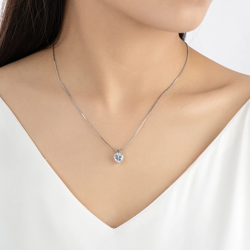 

2025 AINUOSHI Classic Pendant Zircon Sterling silver Chain 45cm Heart Cut Necklace For Girl Women Party Dances Wedding Jewelry