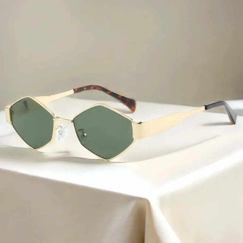 Fashion Retro Metal Sunglasses Women Luxury Personlity Irregular Sun Glasses Men Vintage Small Frame Eyewear UV400 Shades view 5