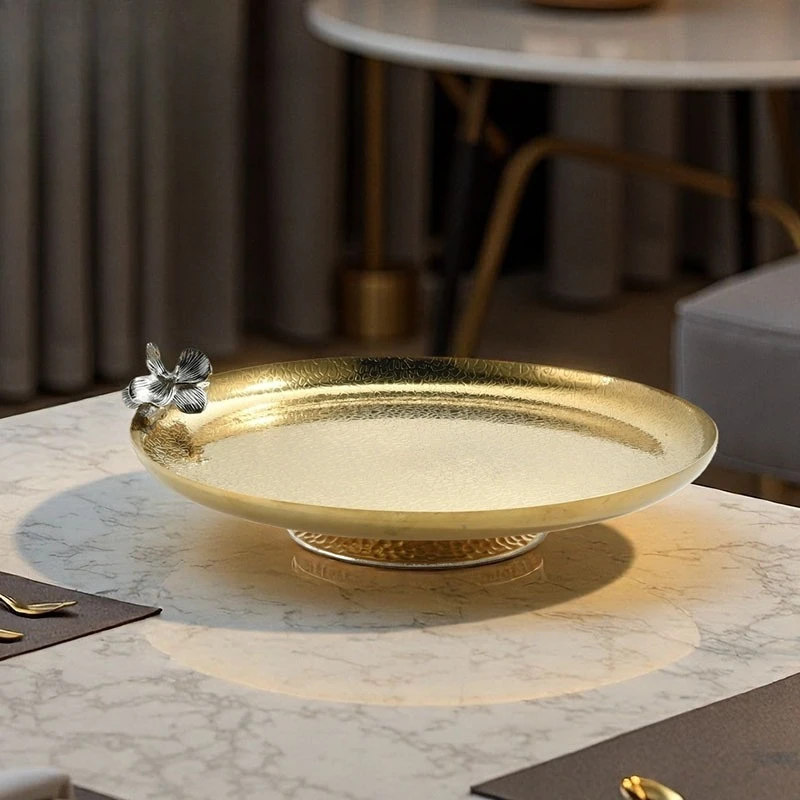 

Nordic light high-end home restaurant decoration hammer stainless steel fruit plate metal chassis ornament decorative bowl