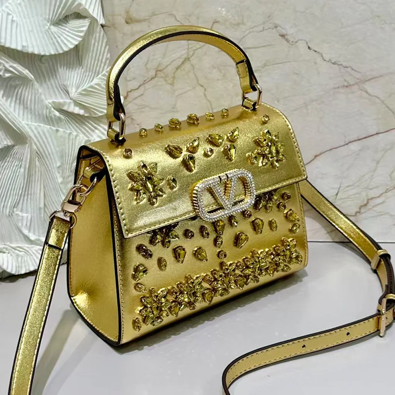 

​ ​ Сумка-тоут ручной работы с бисером для женщин, новинка 2026 года, легкая роскошная сумка через плечо, мини-сумка с вышивкой, богемная шикарная сумочка