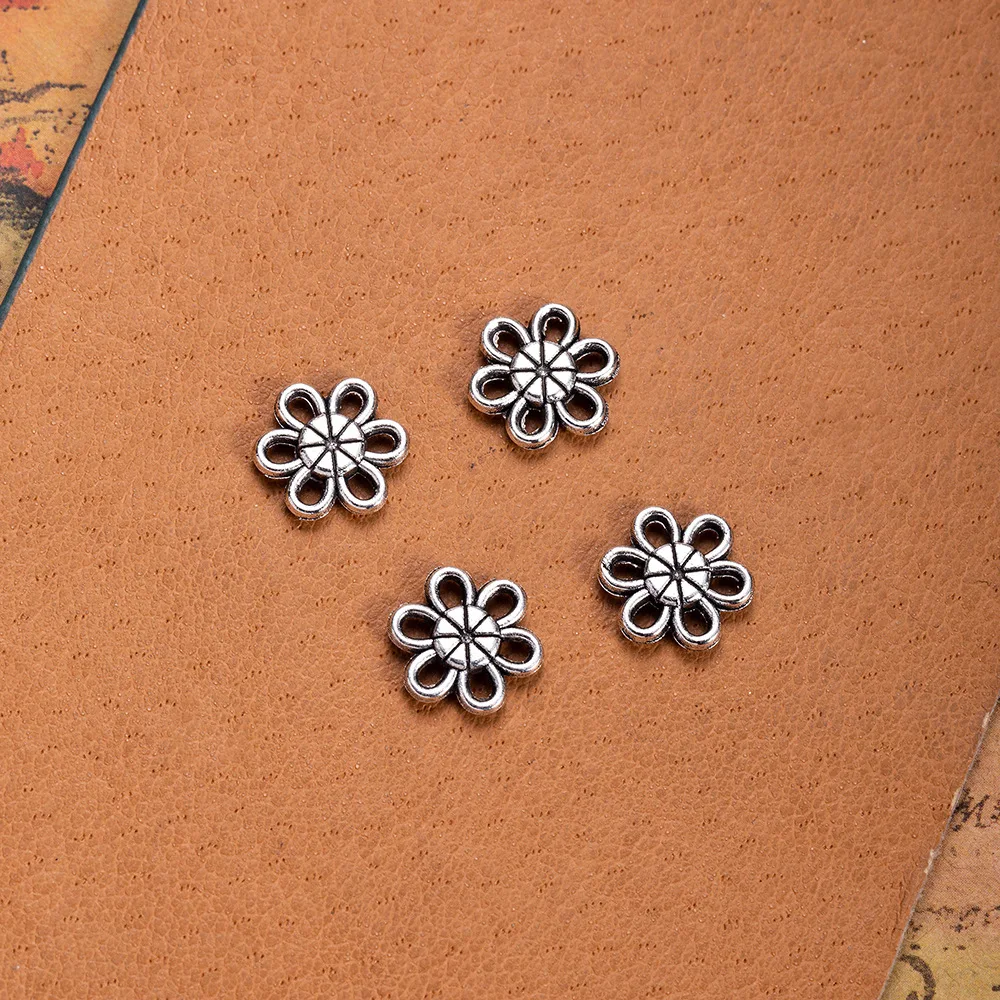 30Pcs/Lot 11mm  Antique Bronze Plated Flower Style Connector Handmade Charms Pendant:DIY for bracelet necklace