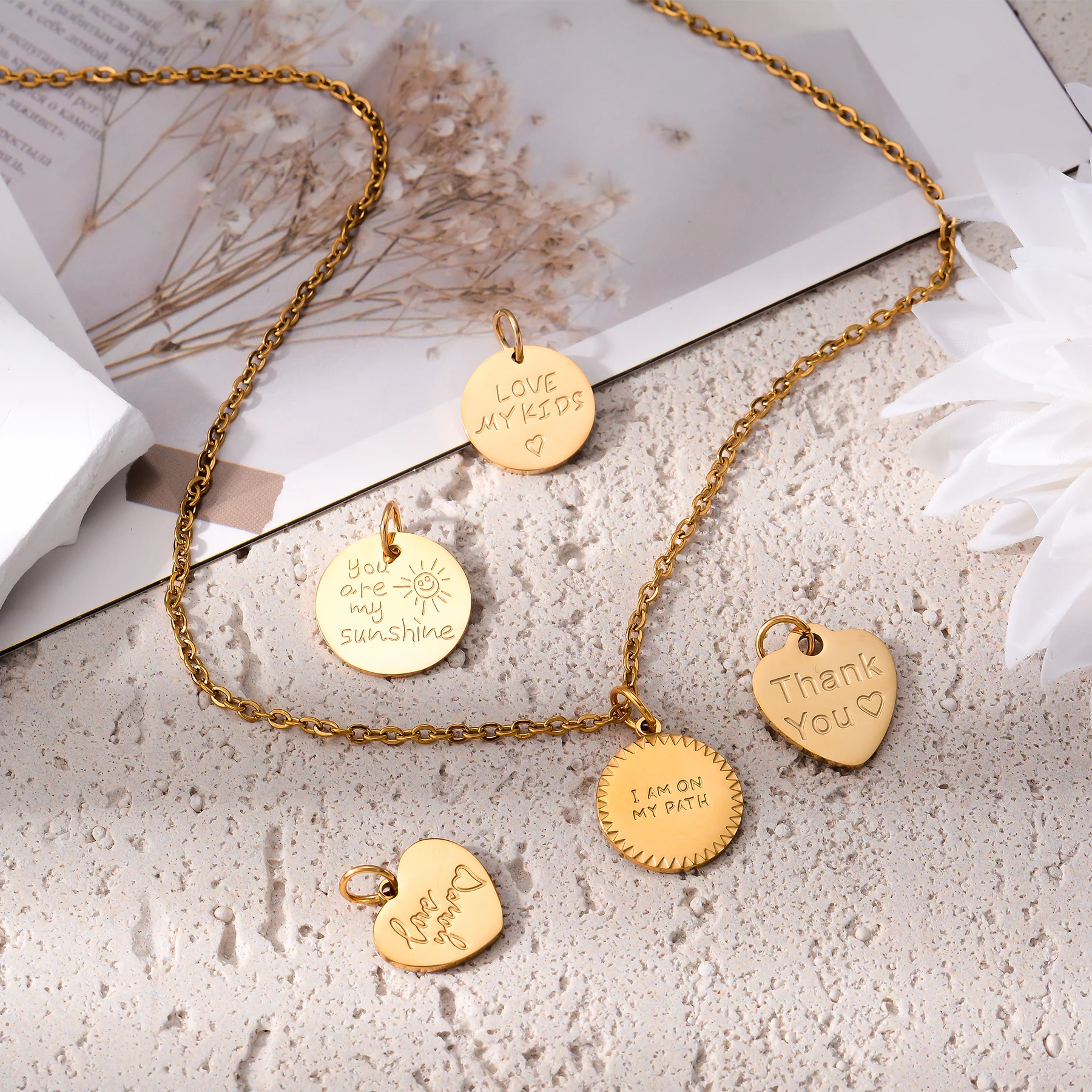 4 Stück/Set Edelstahl Goldfarben Schmuckzubehör Love Mom Herz DIY Ohrring-Anhänger Schlüssel-Halsketten-Anhänger – Detail 7