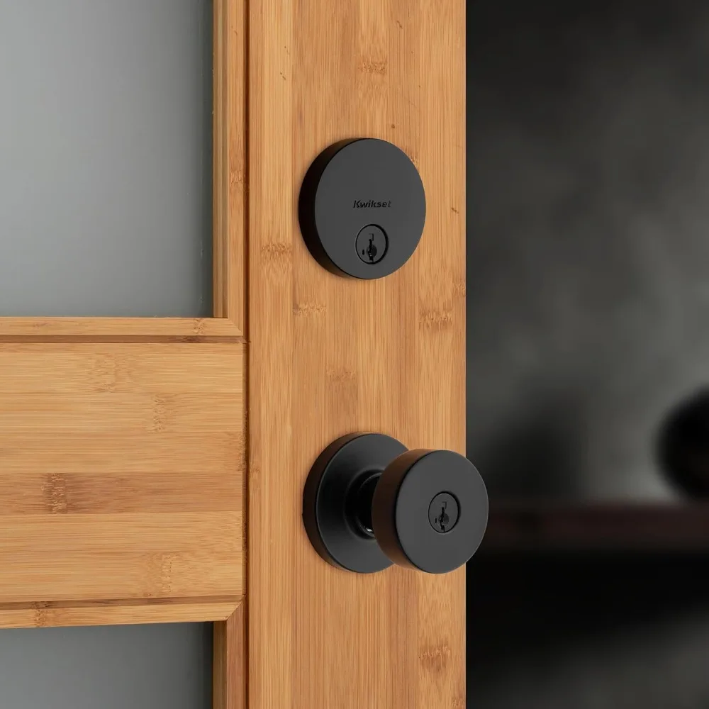 

Ручка ввода с ключом и комбинированный пакет с одним цилиндрическим засовком и SmartKey из матового черного цвета