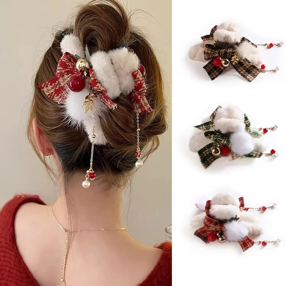 Autumn Winter Christmas Soft Plush Pearl Decor Shark Grab Clip Elegant Duckbill Hair Clips For Women Girls Party Hairstyle Hair