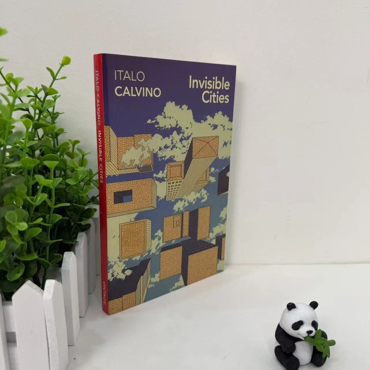 La ville invisible de Calvino en anglais, avec sa signification cachée