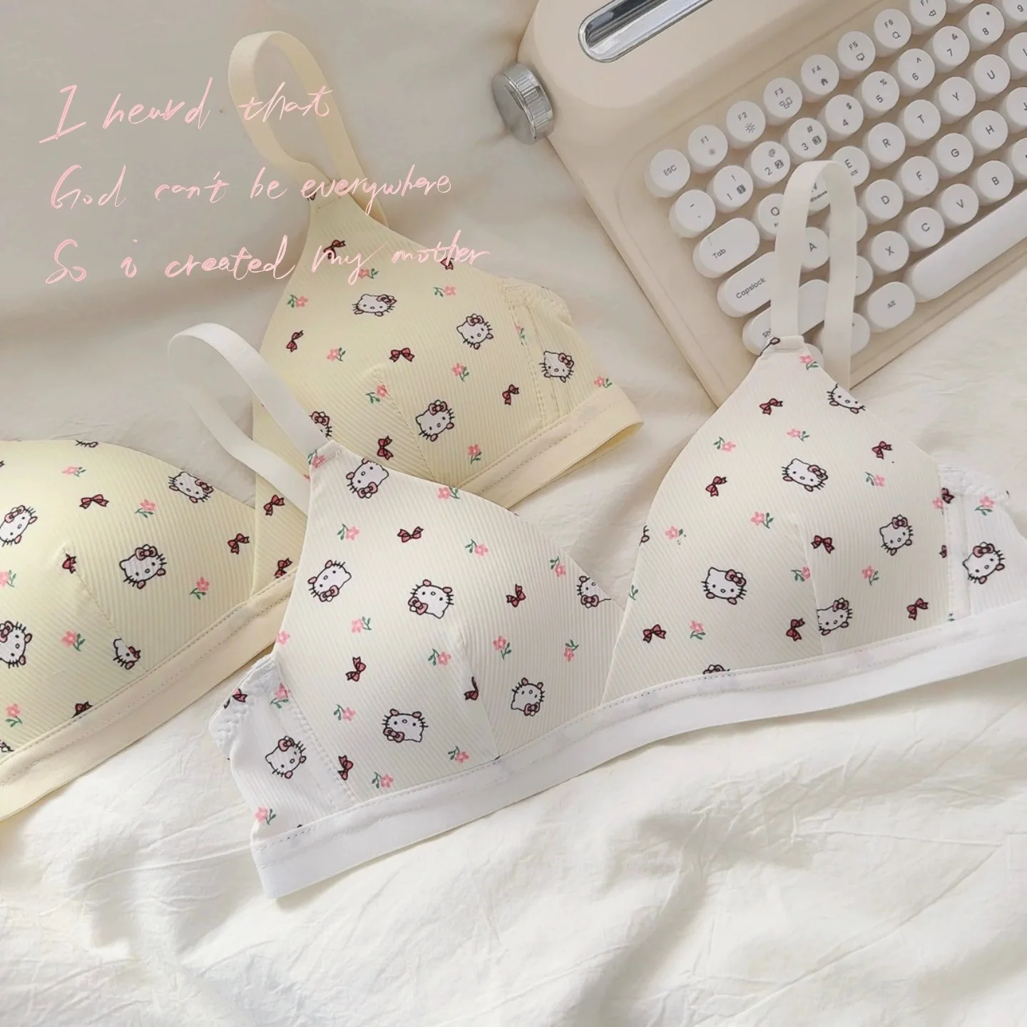 Cartoon Traceless Triangle Cup Bras Women‘s Gathering Small Chests Cute Cats Breathable Brassier Without Steel Ring Lingerie