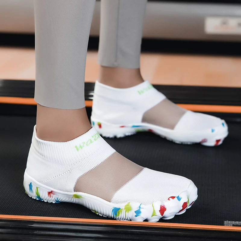 Zapatos acuáticos para mujeres y hombres, zapatos de agua descalzos de secado rápido para exteriores, playa, aguas arriba, zapatos de natación, zapatillas Unisex