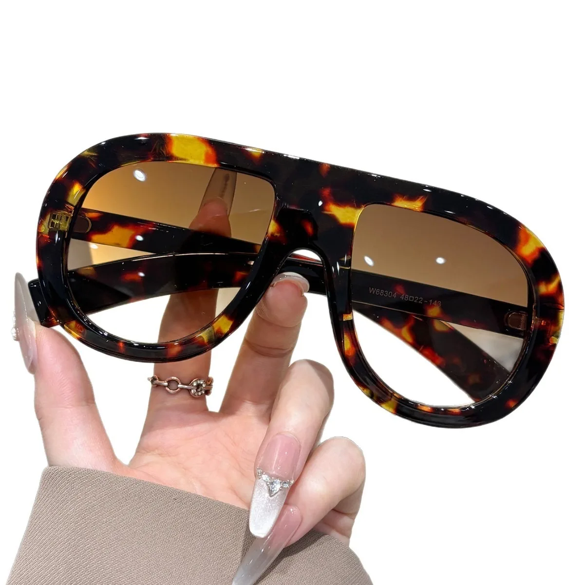 UV400 Retro-Sonnenbrille im europäischen und amerikanischen Stil mit großem Froschrahmen, modische Brille, personalisierte Sonnenbrille, geeignet für das Fahren und den täglichen Gebrauch