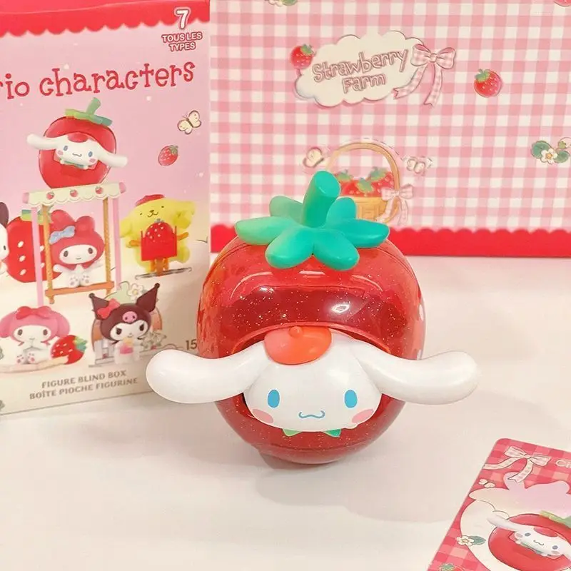 Sanrio personajes fresa serie Estate caja ciega Kuromi My Melody Cinnamoroll personaje modelo Pom Purin muñeca regalo juguete