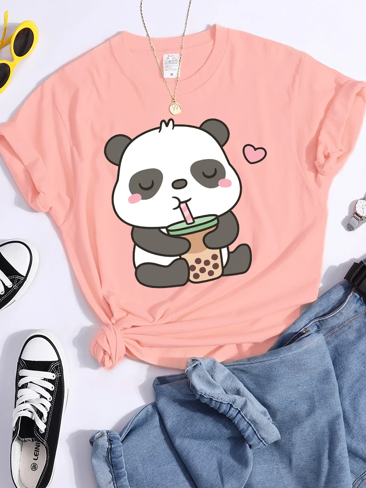 Kawaii Panda And Its Favorite Bubble Tea Female T-Shirt Street Personality Crop Top Summer Casual Tees Shirts Cool Sport Tshirts