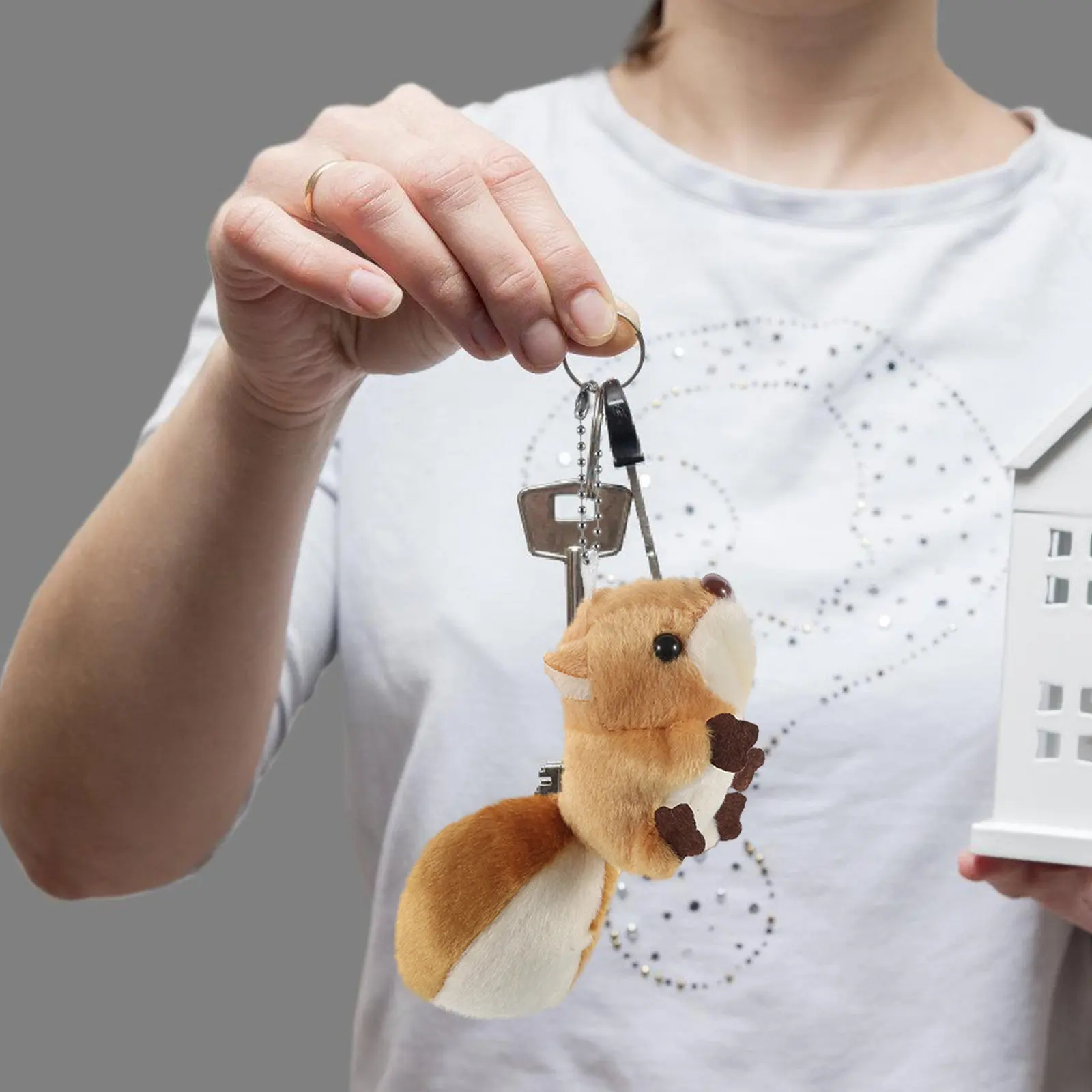 

Squirrel Key Chain Soft Cute Pendant Car Key Ring Backpack Accessory Clothing Decoration Small Stuffed Animal for Kids Gifts
