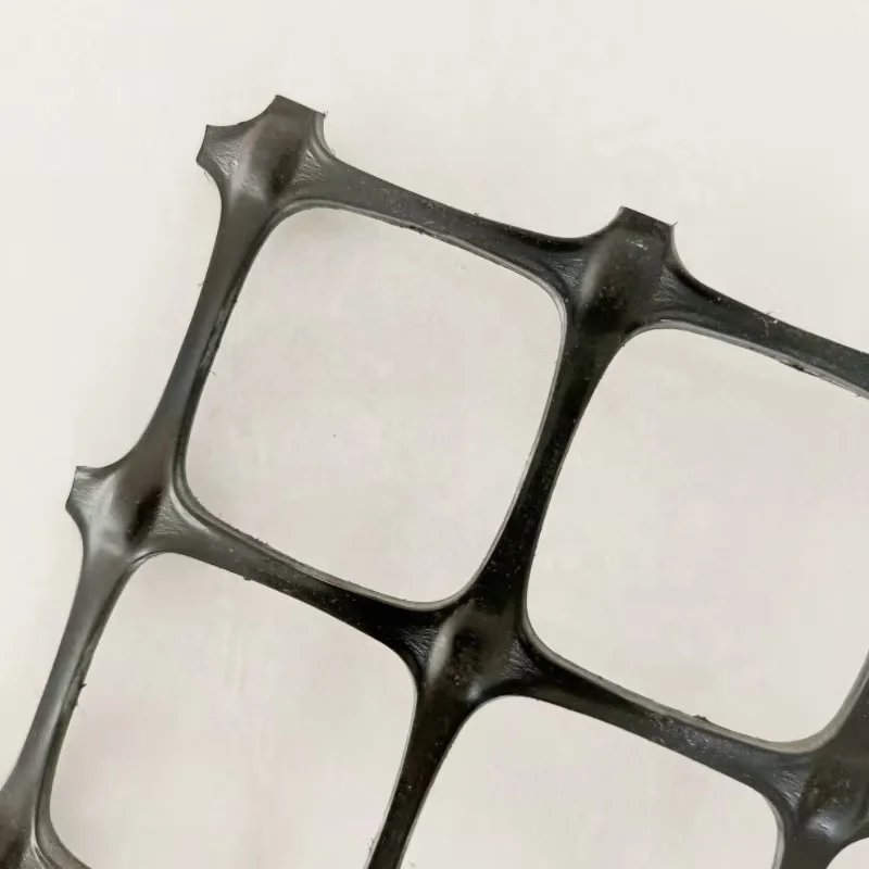 Geogrid 30KN minerario biassiale PP resistente alla corrosione ad alta resistenza Nero