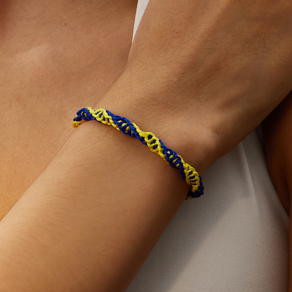 Corda tecida à mão amarelo azul ucrânia pulseiras para mulheres homens titânio aço emblema nacional ucraniano pulseira jóias presente