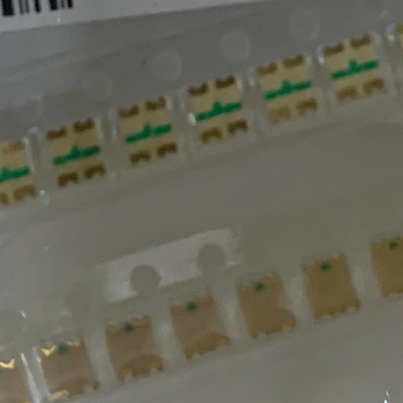 10pcs-50pcs HSMF-C156 1210 Green Yellow (Dual-color LED) Wavelength: Green 572nm, Yellow 586nm