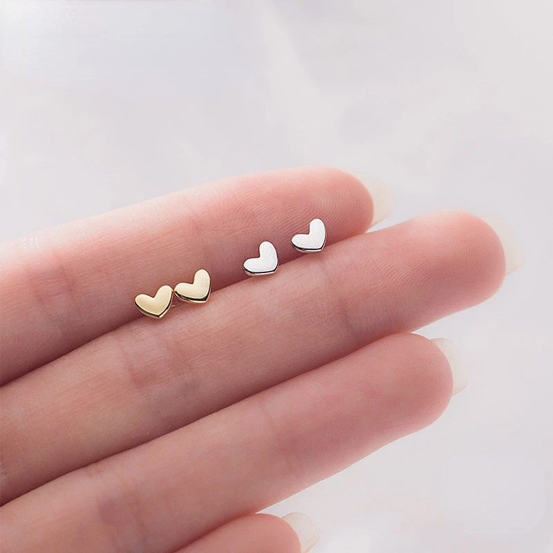Modne, minimalistyczne prawdziwe 100% 925 Sterling Silver Mini małe kolczyki w kształcie serca dla kobiet Student Teen Biżuteria Prezent