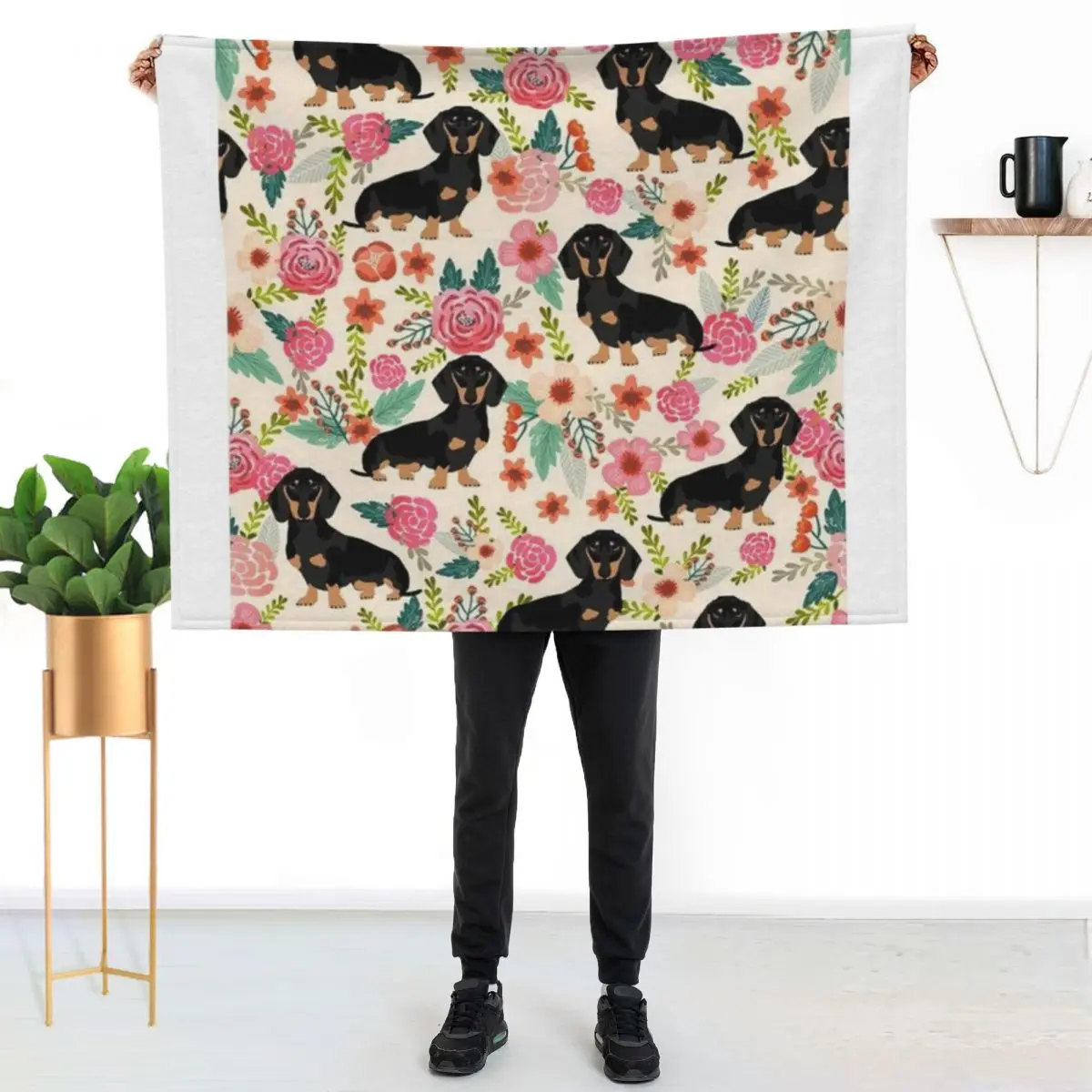 Dachshund Dogs and flowers Throw Blanket Long Lasting Soft Plush Blanket for Daily Use