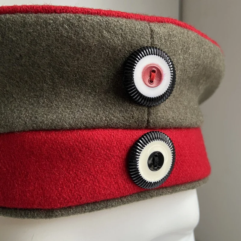 قبعة ميدانية من الحرب العالمية الأولى الألمانية الإمبراطورية، فرقة حمراء، قبعة Krätzchen Mütze، استنساخ كوكتيل Feldmütze
