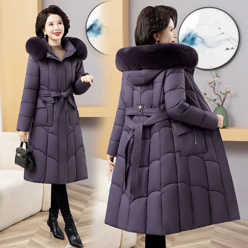 The elegant padded jacket, the classic atmosphere and fashionable and versatile style, make you have a sense of nobility