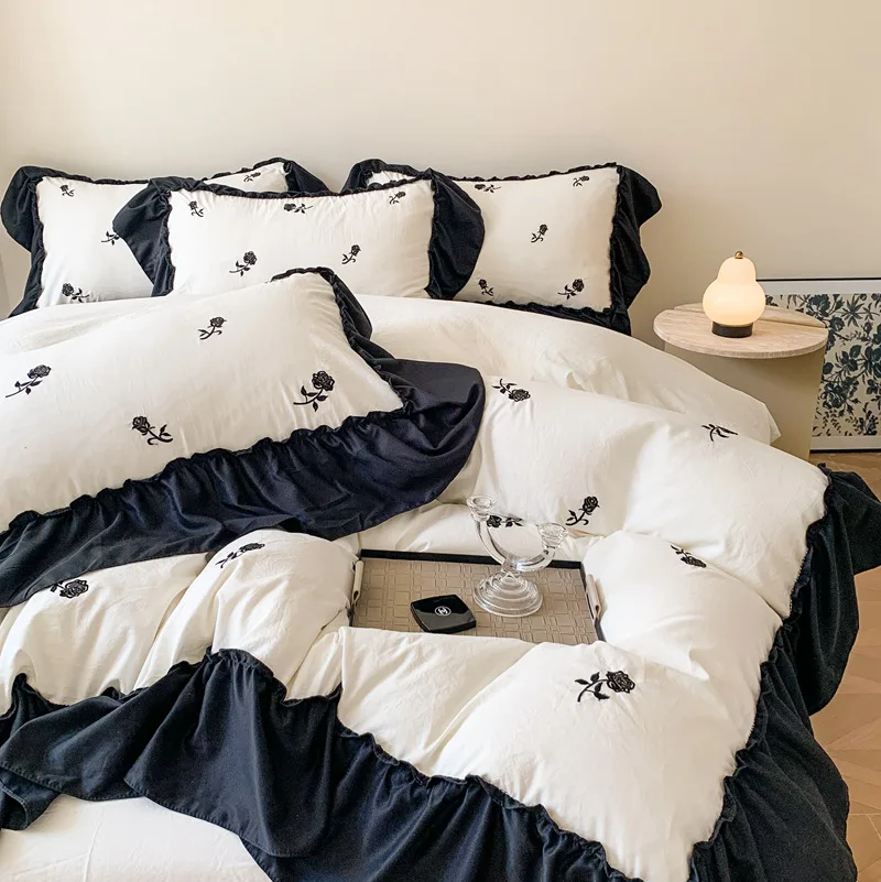 Cotton 3-Piece Bedding Set, Black Rose Embroidery, Deep Pocket Fitted Sheet Set Juego de Cama de Algodón 3 Piezas